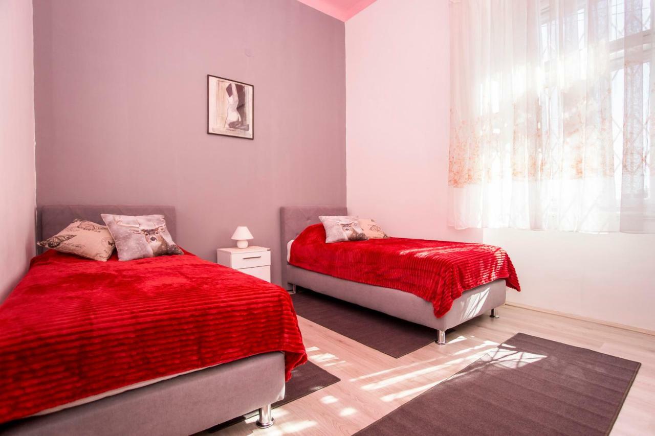 Emanuel Apartman Pula Luaran gambar